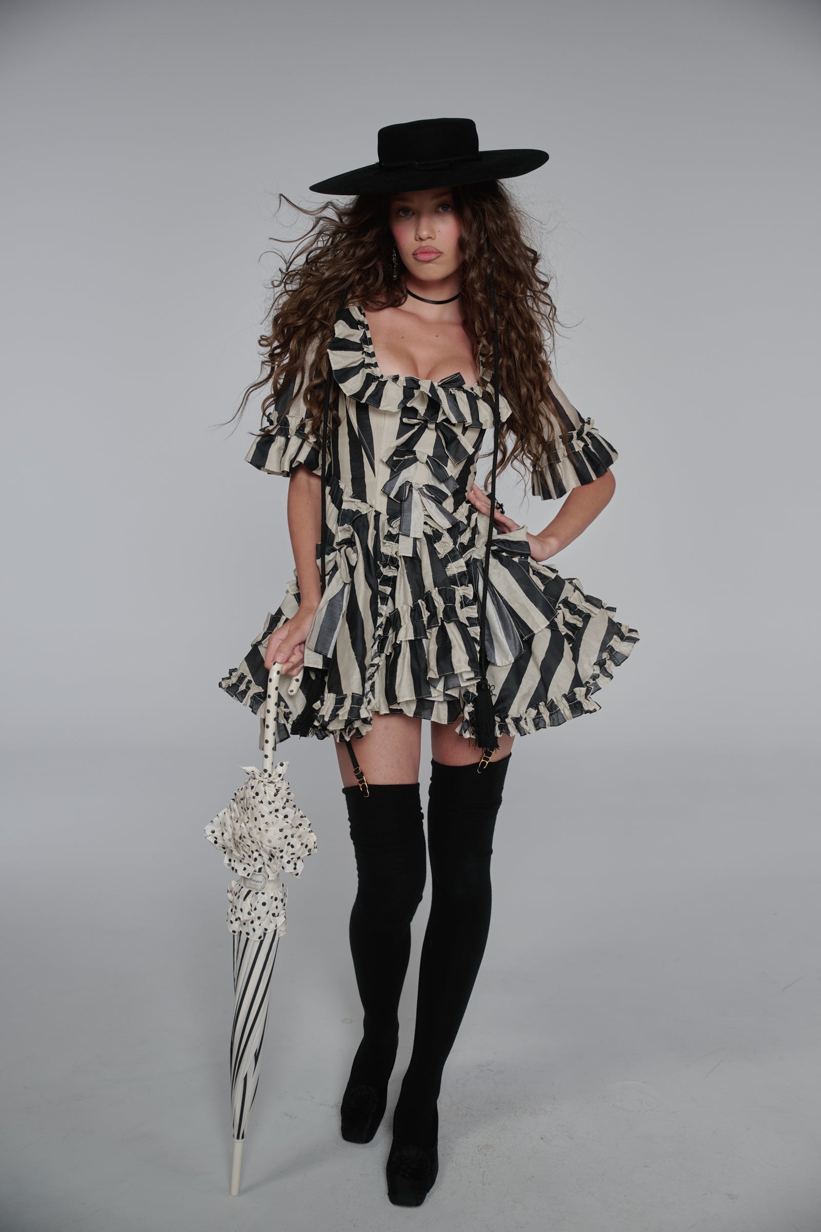 LR_9-SMOKESHOW2026SELKIE123.jpg